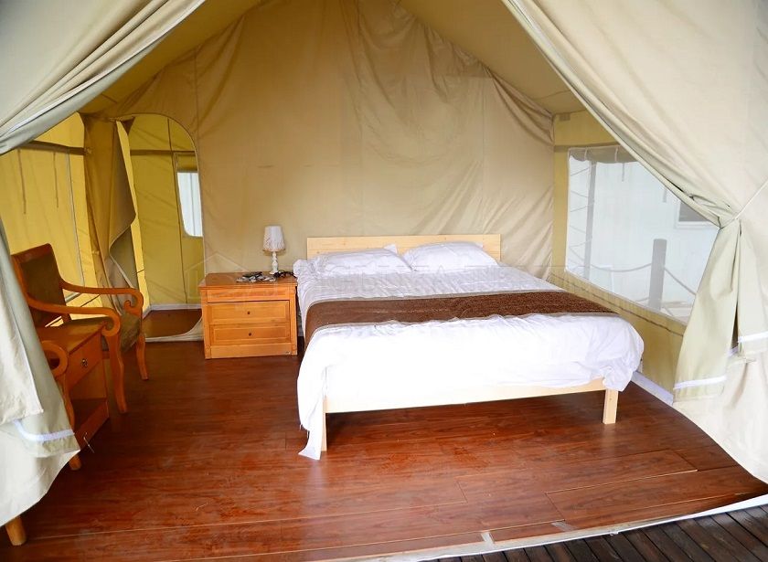 Glamping Hotel Tent With Steel Frame
